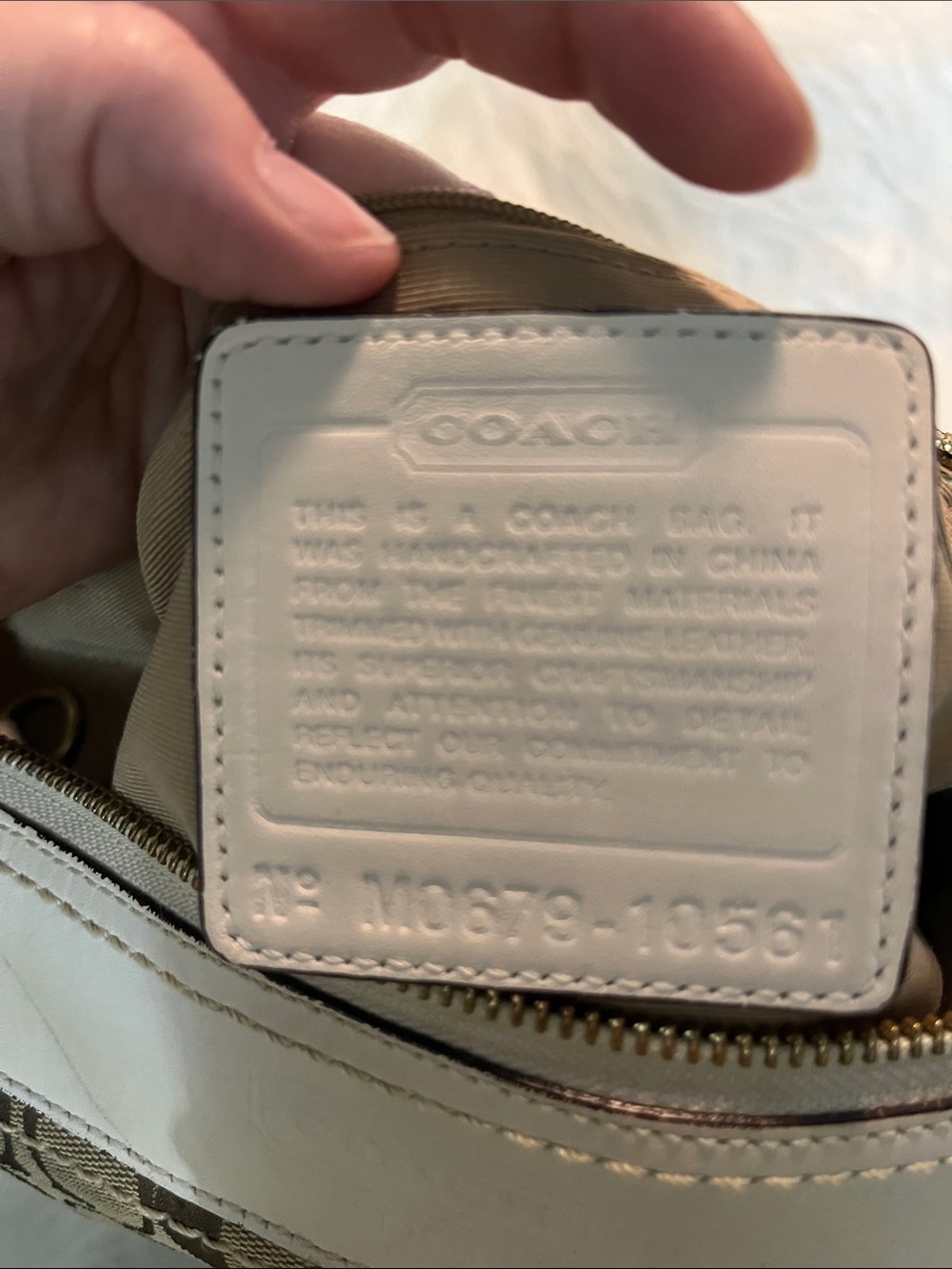 Coach Khaki Signature Canvas Shoulder Bag with White Trim - Picture 2 of 8